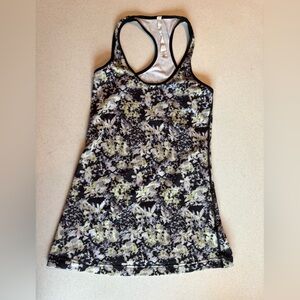 Lululemon Cool Racerback Tank , great condition size 6